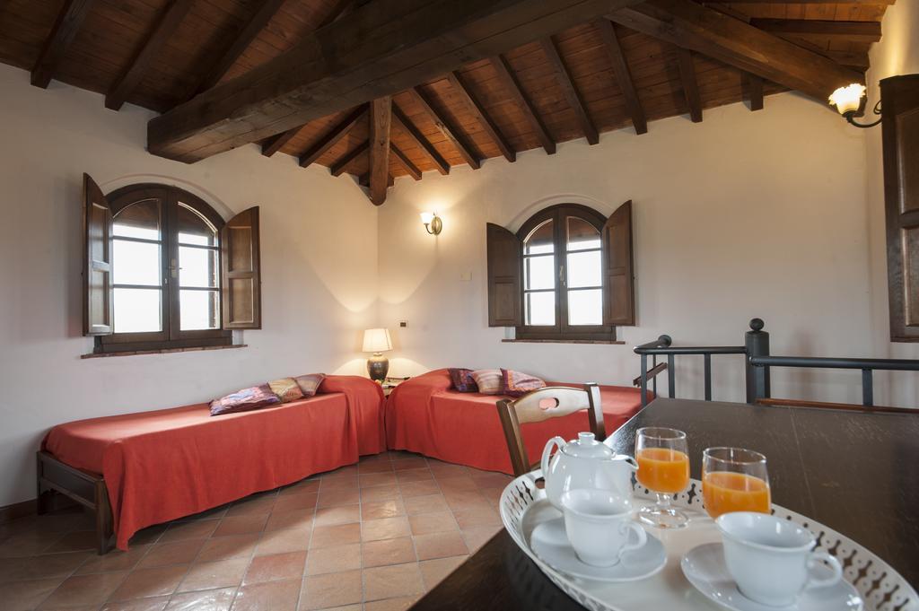 Agriturismo Ragoncino Lajatico Cameră foto