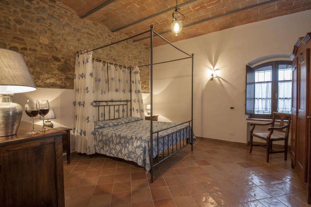 Agriturismo Ragoncino Lajatico Cameră foto